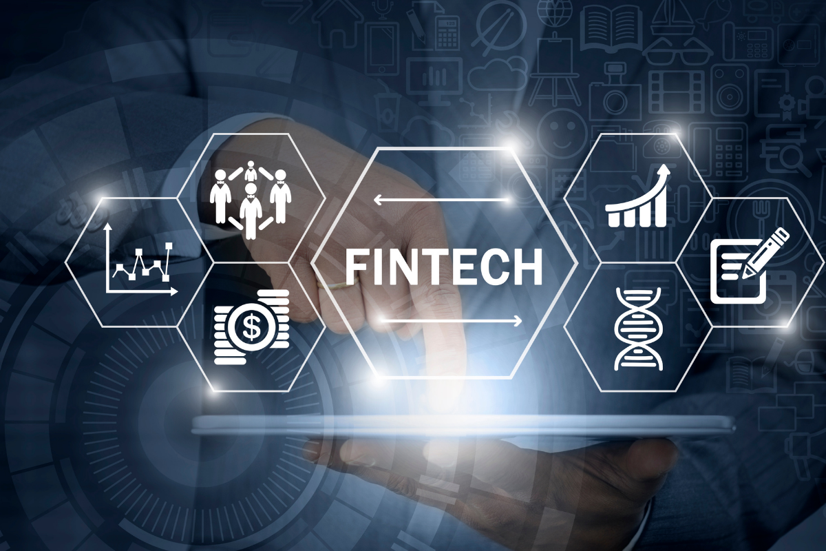 Günümüz teknolojisinin dijital alanda git gide gelişmesi, kullanımı kolay pratik uygulamaları beraberinde getirmektedir. Finance and technology (finans ve teknoloji) kelimelerinden ortaya çıkan Fintech de bunlardan biridir. 